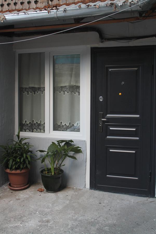 Sesili'S Apartment Tbilisi Exterior photo